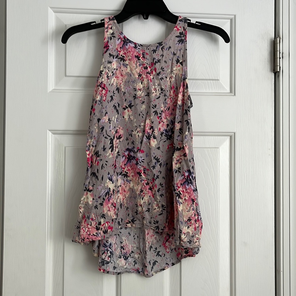 Old Navy Flowery Purple Tank Top M
